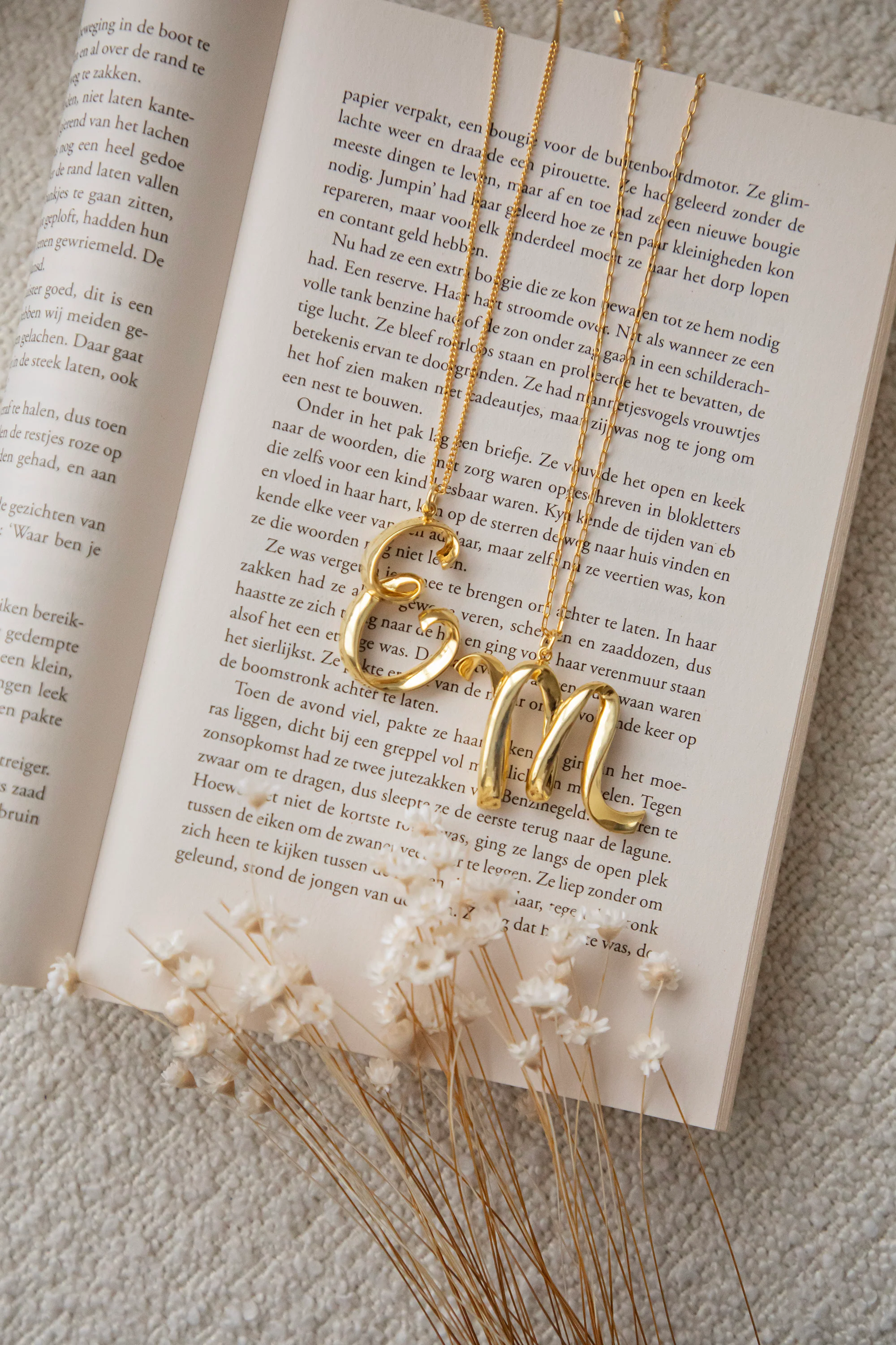 Alphabet E Gold - Ketting - Image 5