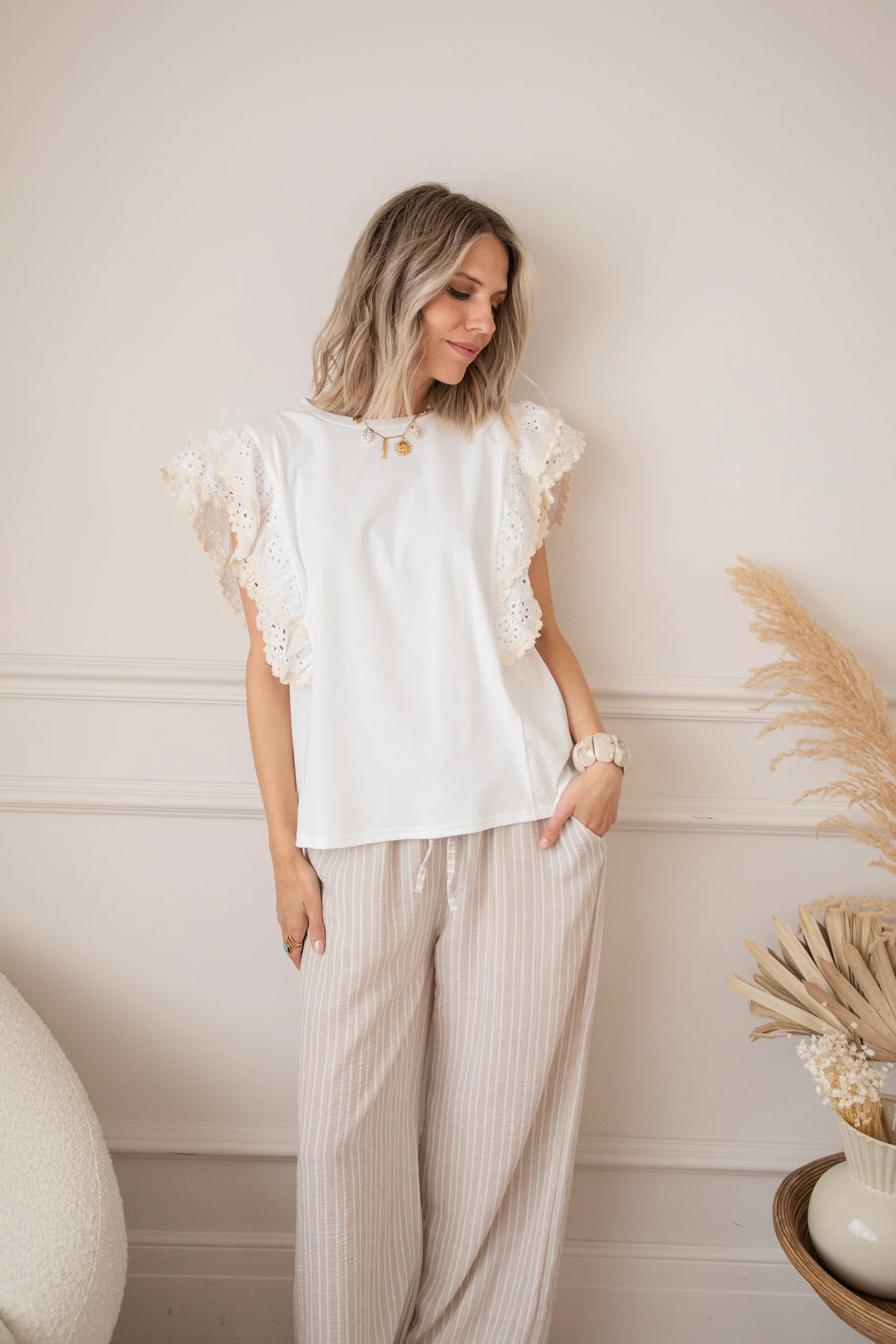 Bloomy Embroidery Layers White - T-Shirt - Image 11