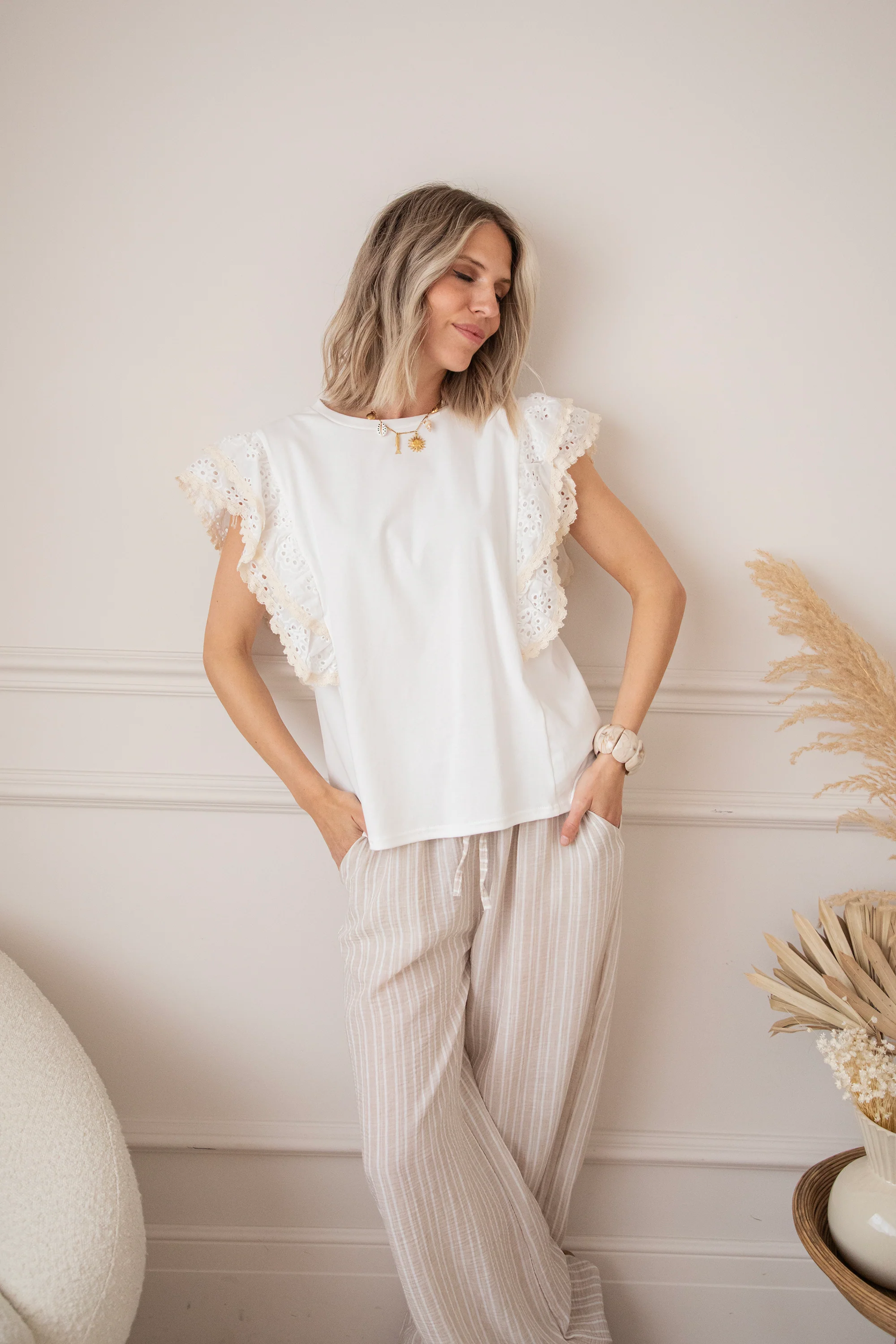 Bloomy Embroidery Layers White - T-Shirt - Image 13