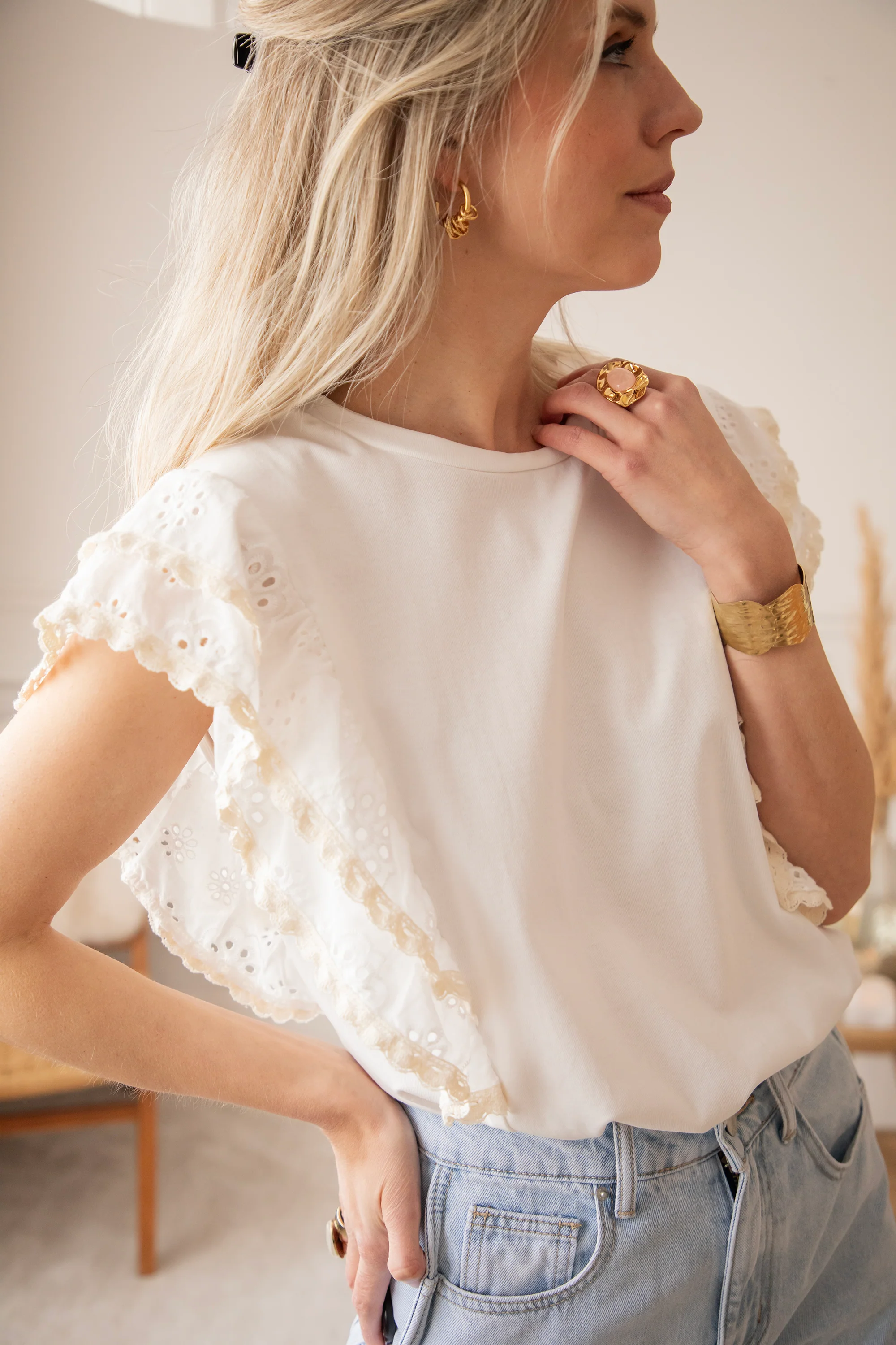 Bloomy Embroidery Layers White - T-Shirt - Image 3