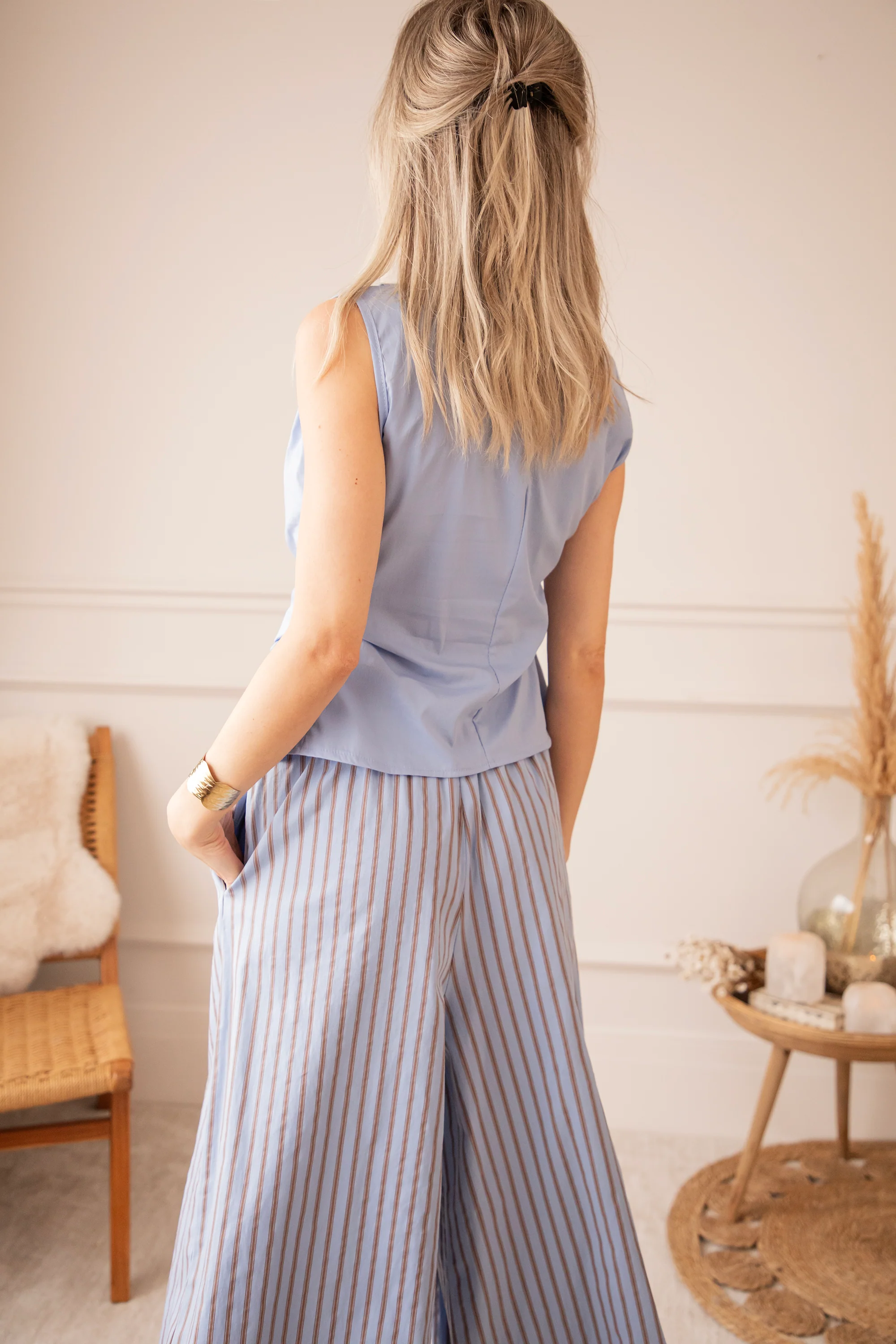 Bow Flow Blue - Top - Image 4