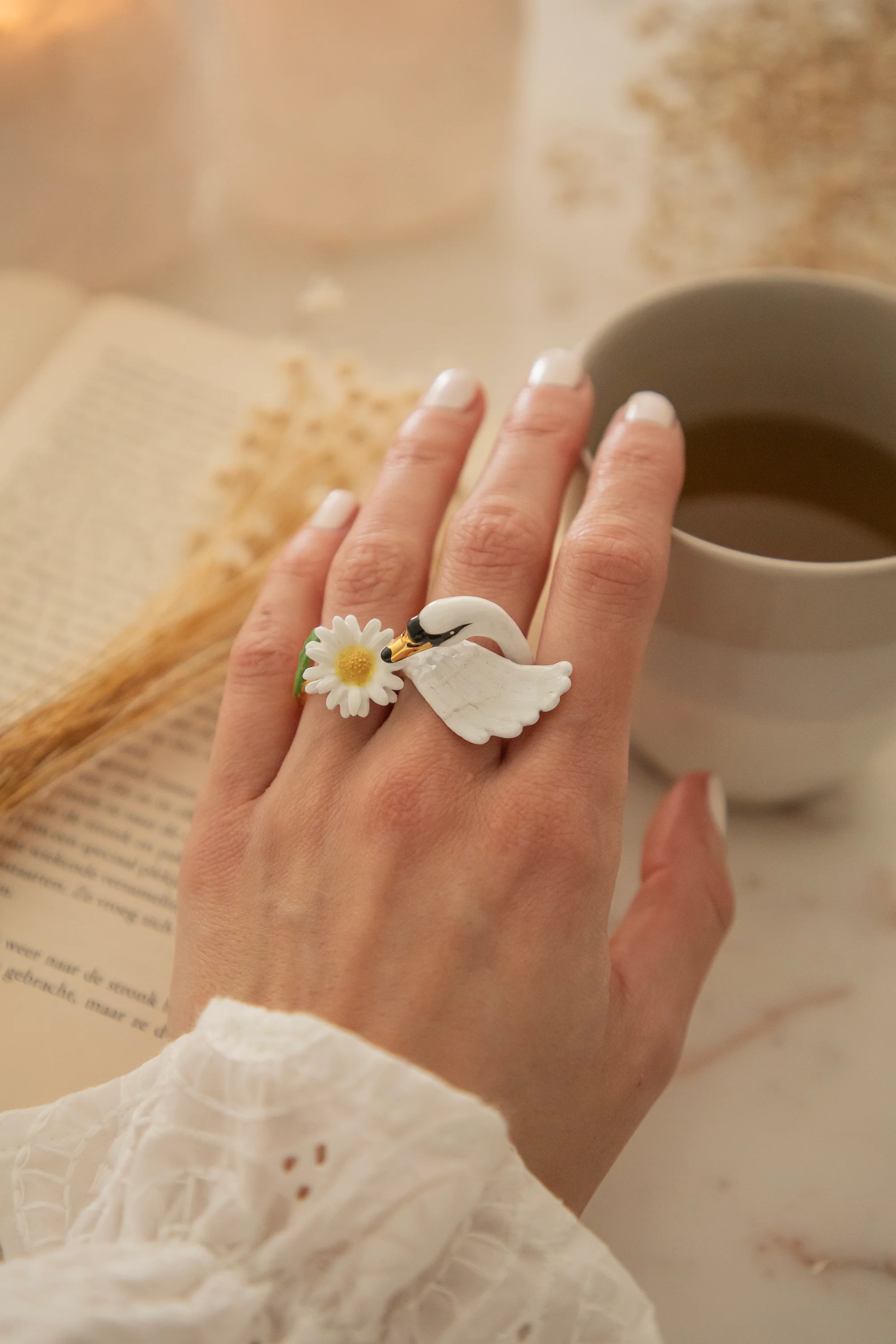 Daisy White - Ring - Image 6