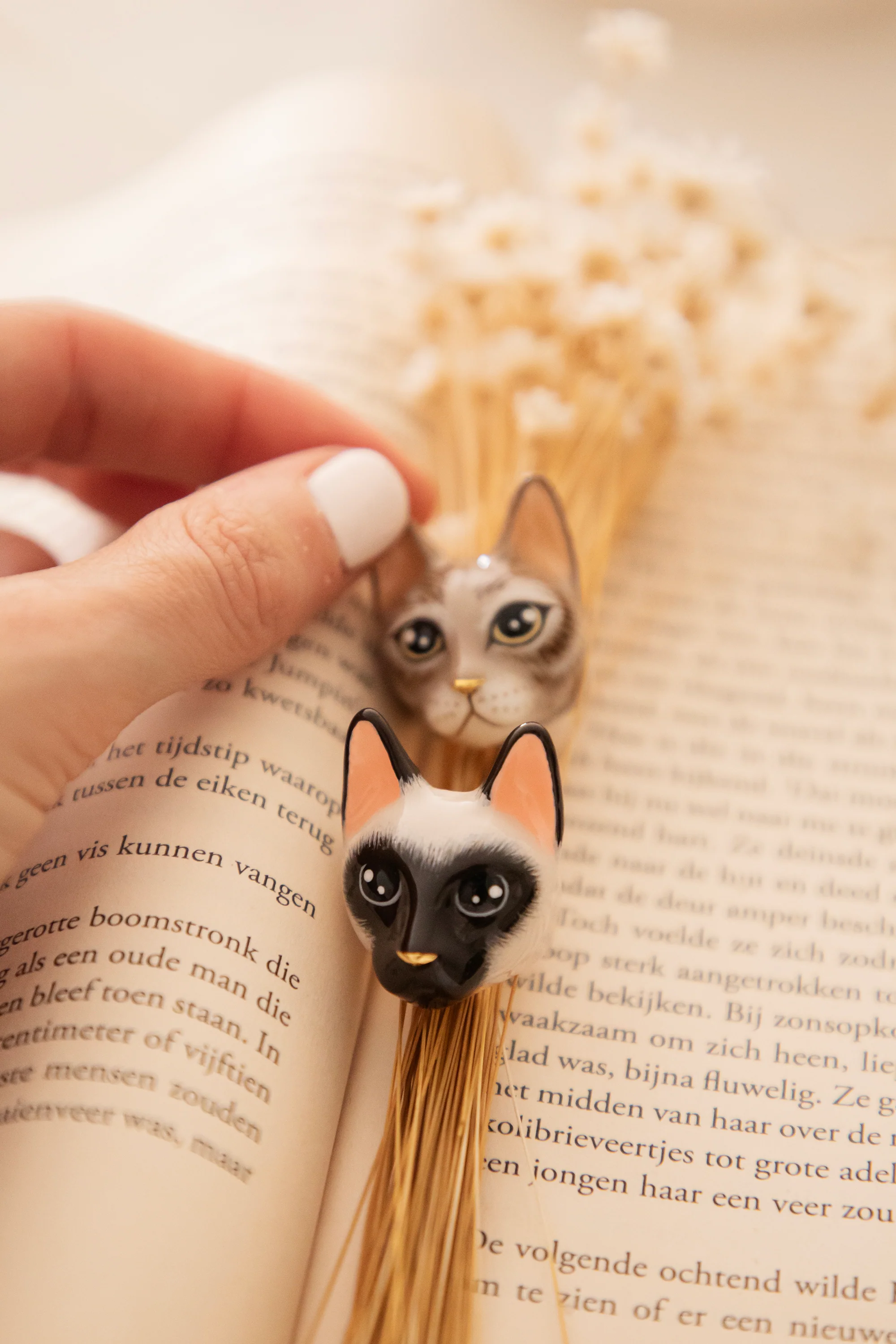 Dalah Cat Beige/Black - Ring - Image 6