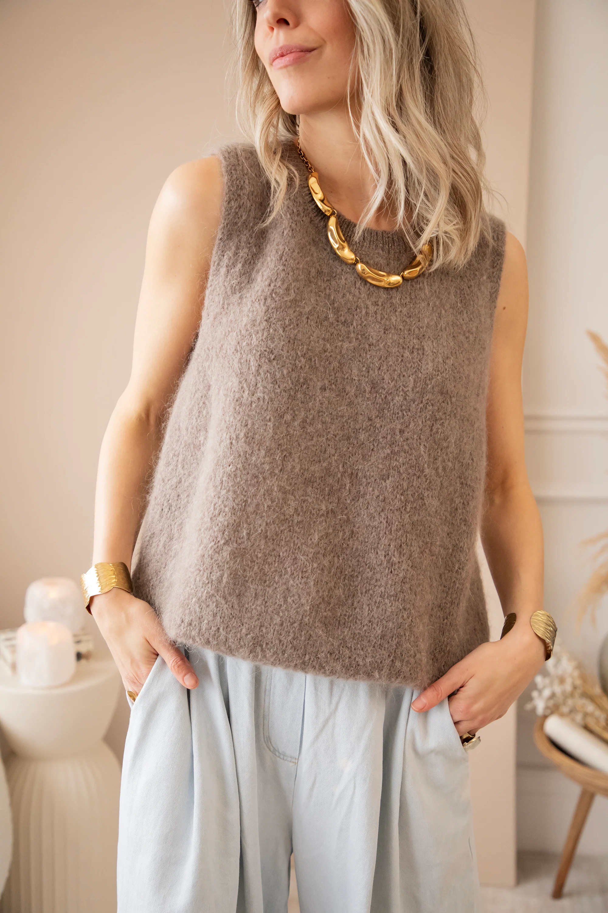 Deborah Taupe - Debardeur - Image 4