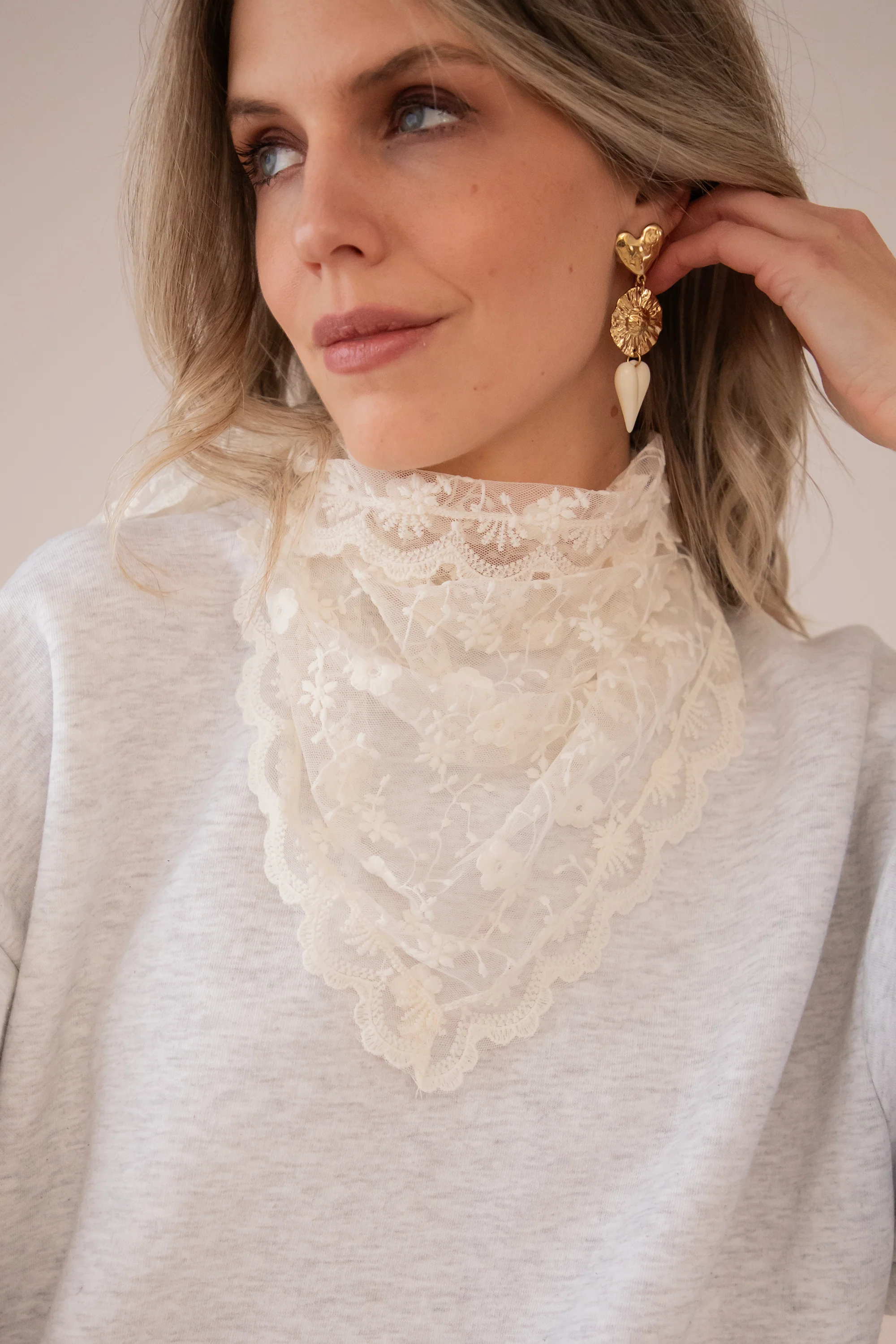 Fleurice Beige - Sjaal - Image 9