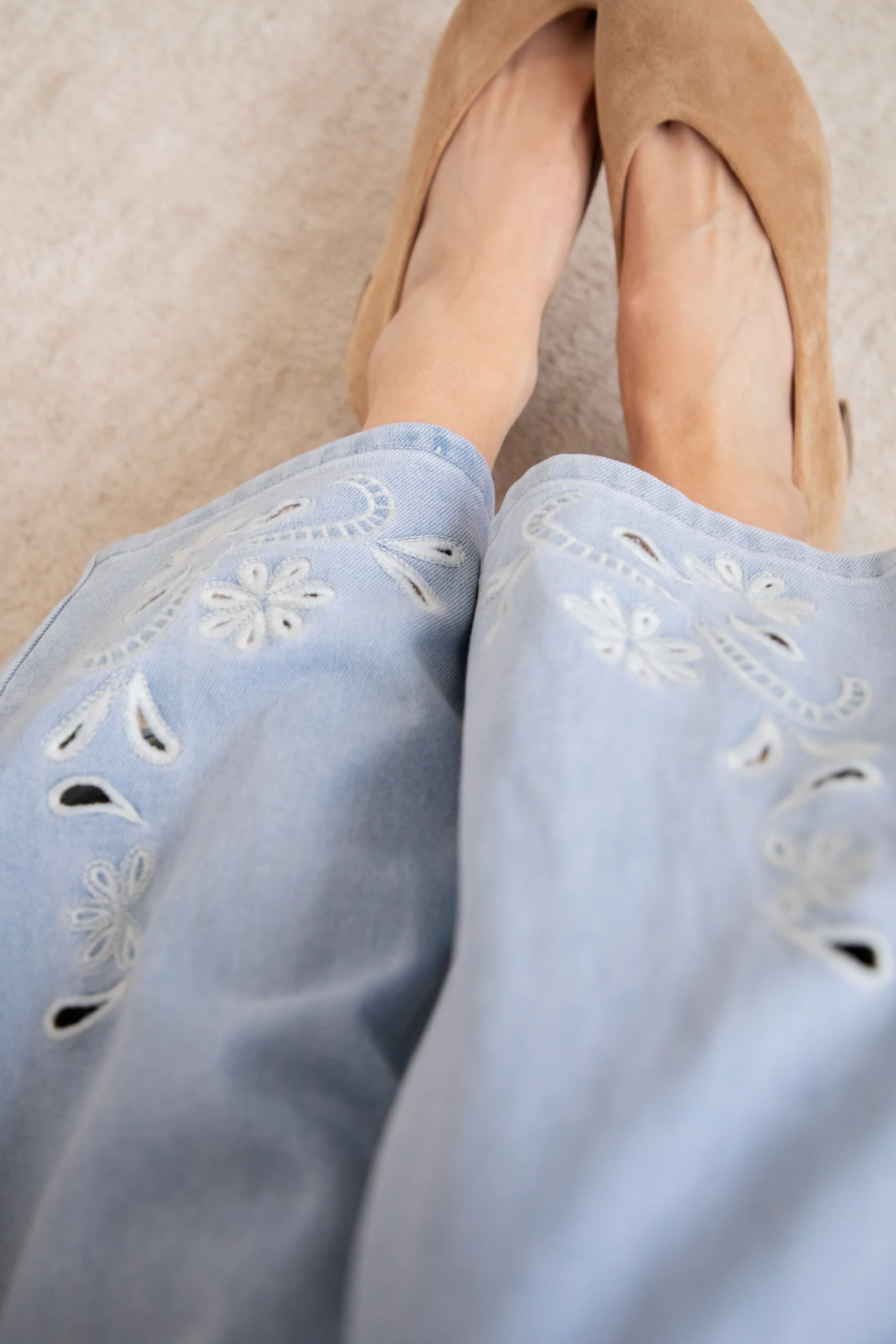 Floral Flow Light Blue - Jeans - Image 7