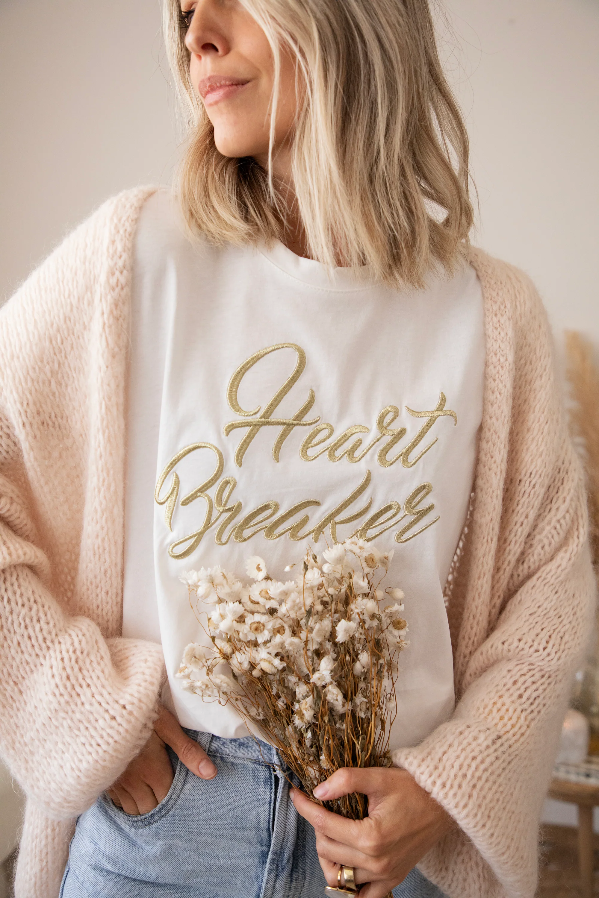 Heart Breaker White/Gold - T-Shirt - Image 11