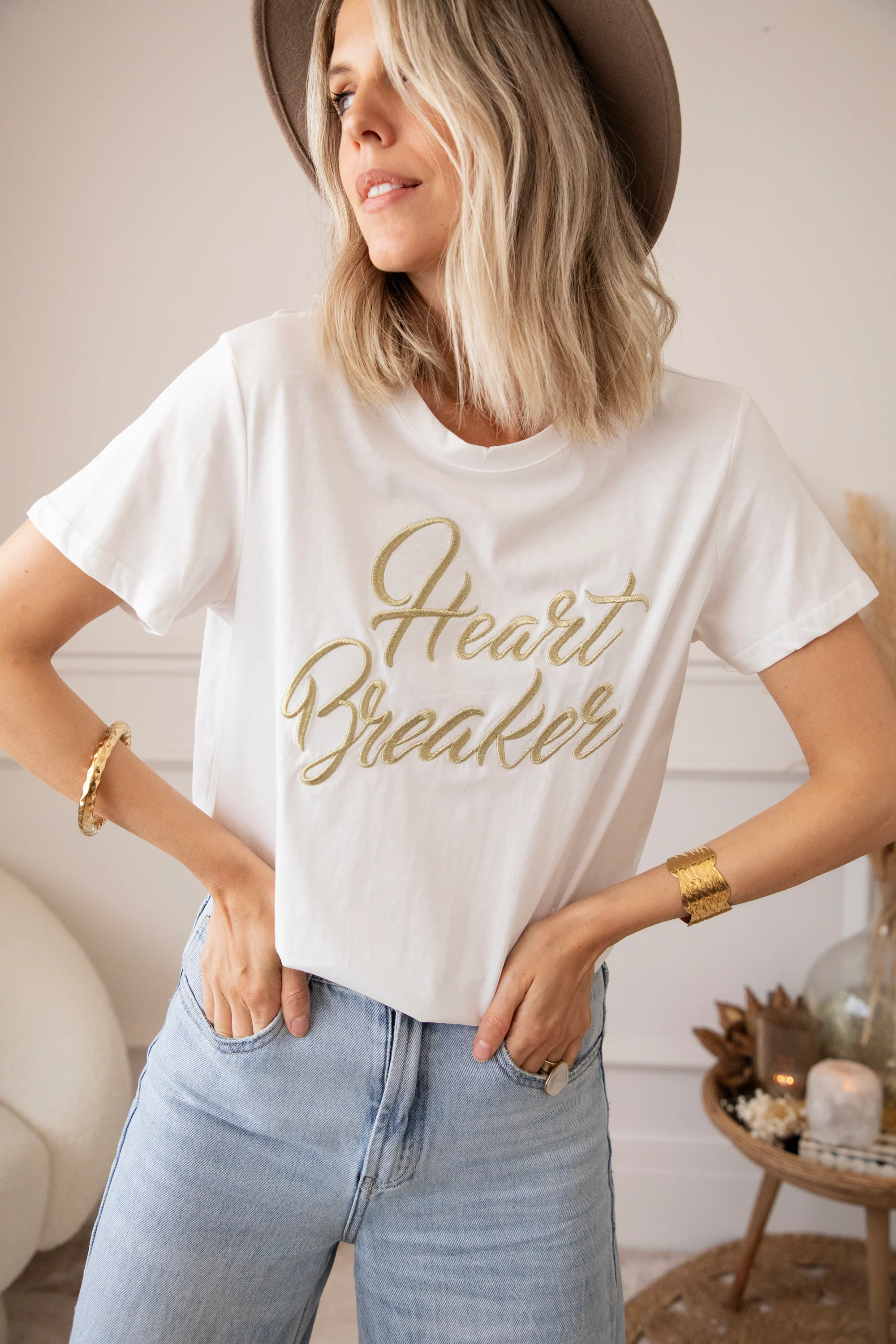 Heart Breaker White/Gold - T-Shirt - Image 5