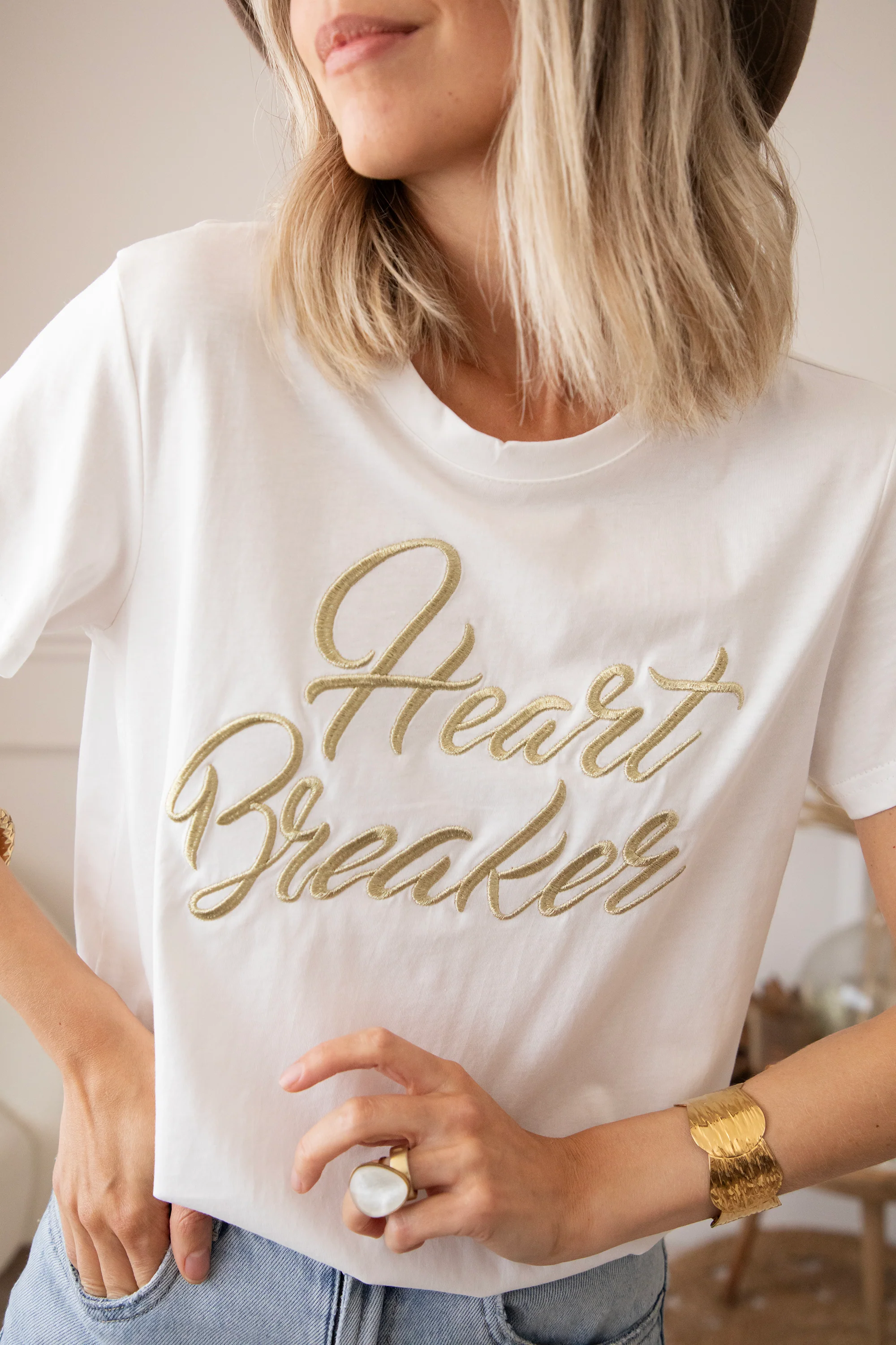 Heart Breaker White/Gold - T-Shirt - Image 6