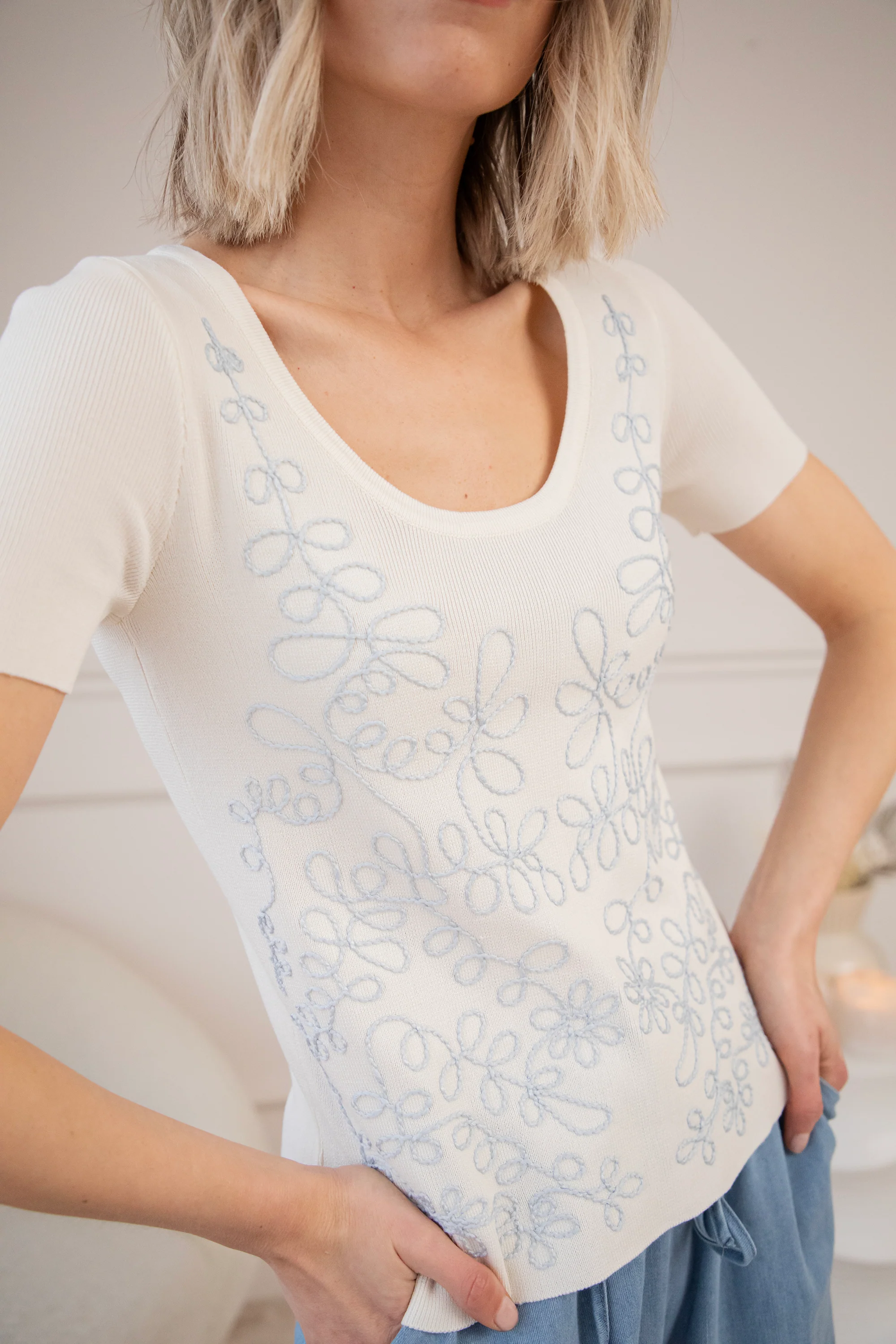 Just Flow Off White/Blue - T-Shirt - Image 6