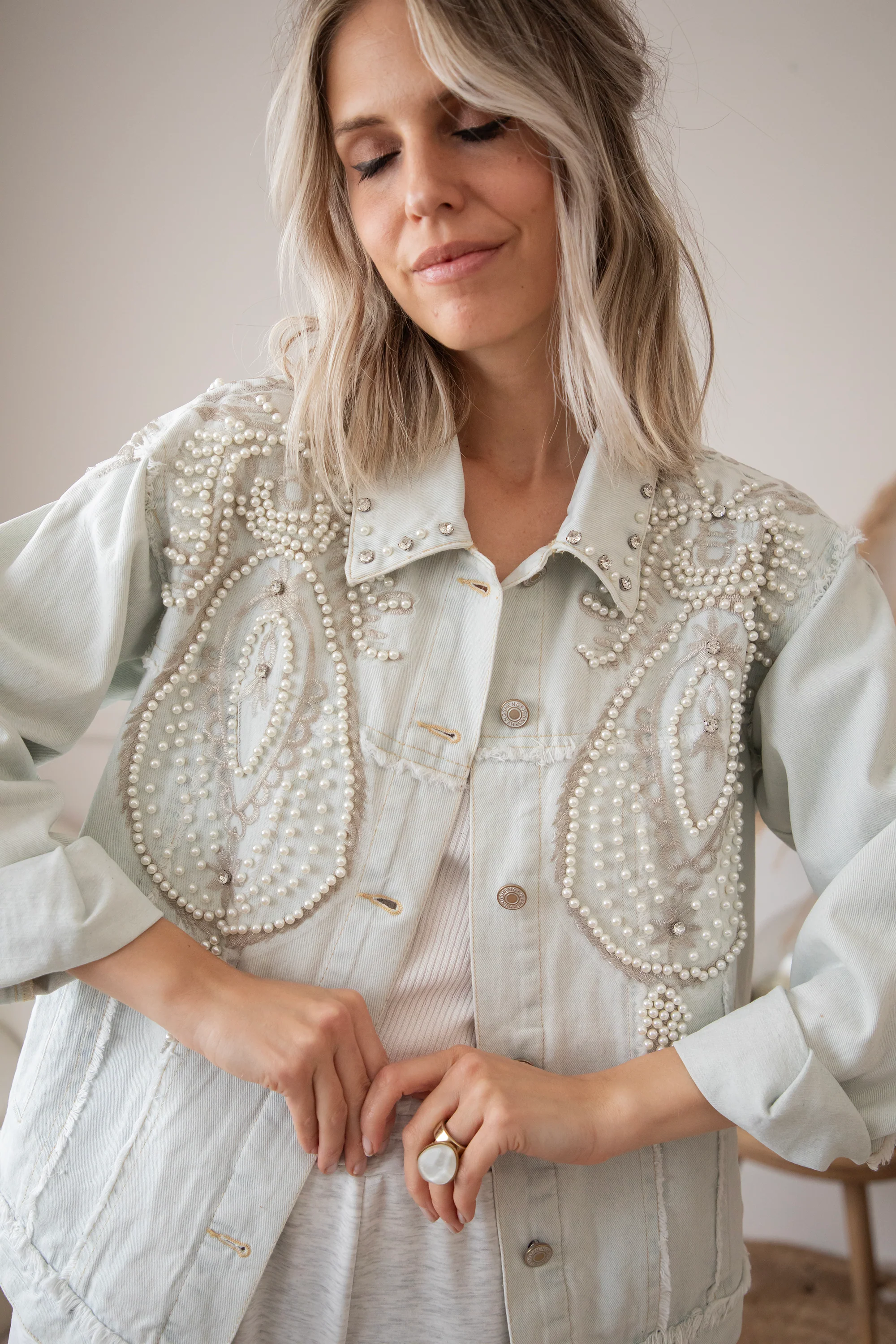 Louise Pearl Light Blue - Jacket - Image 5