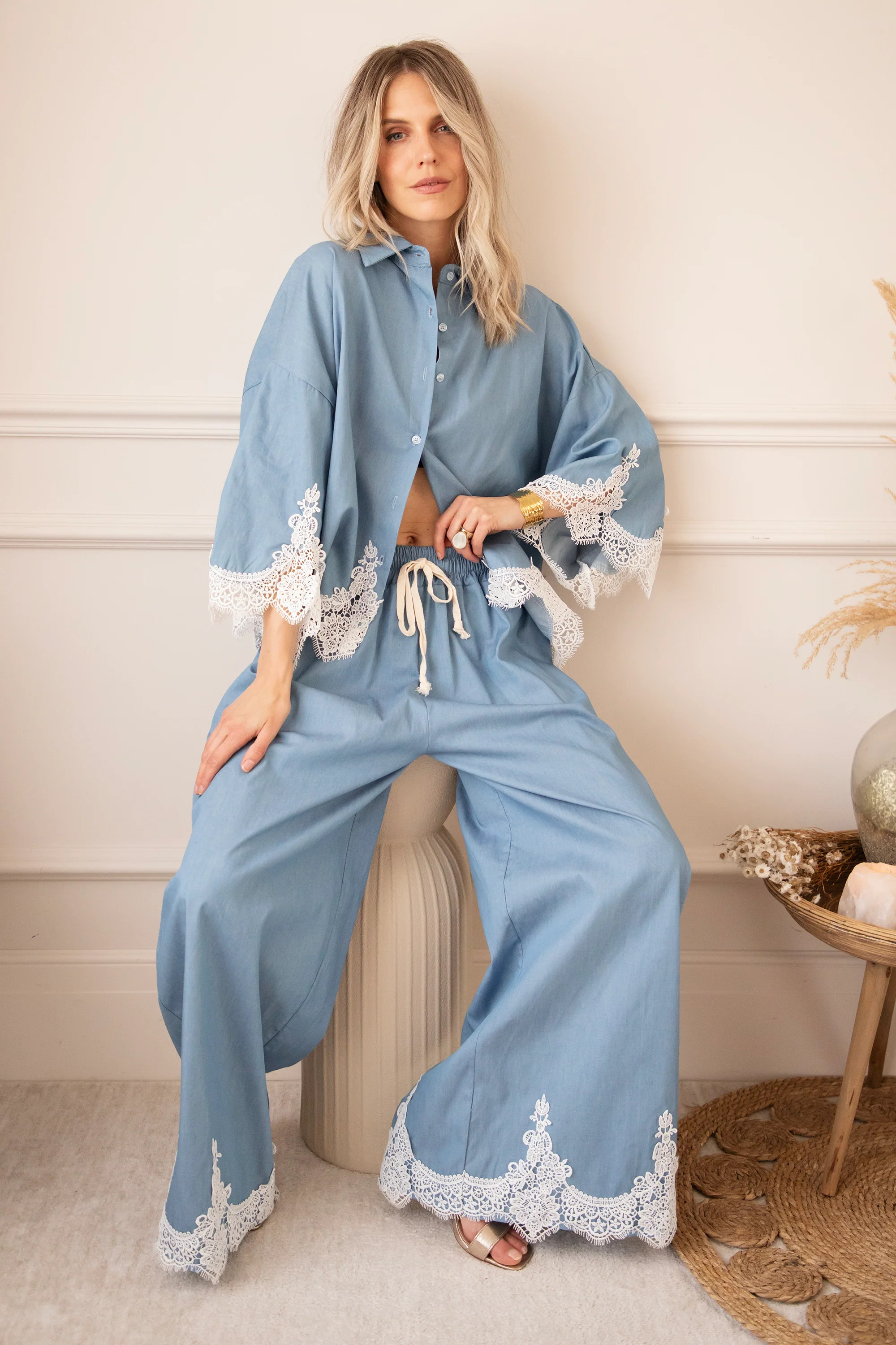 Lucy Lace Blue - Blouse - Image 6