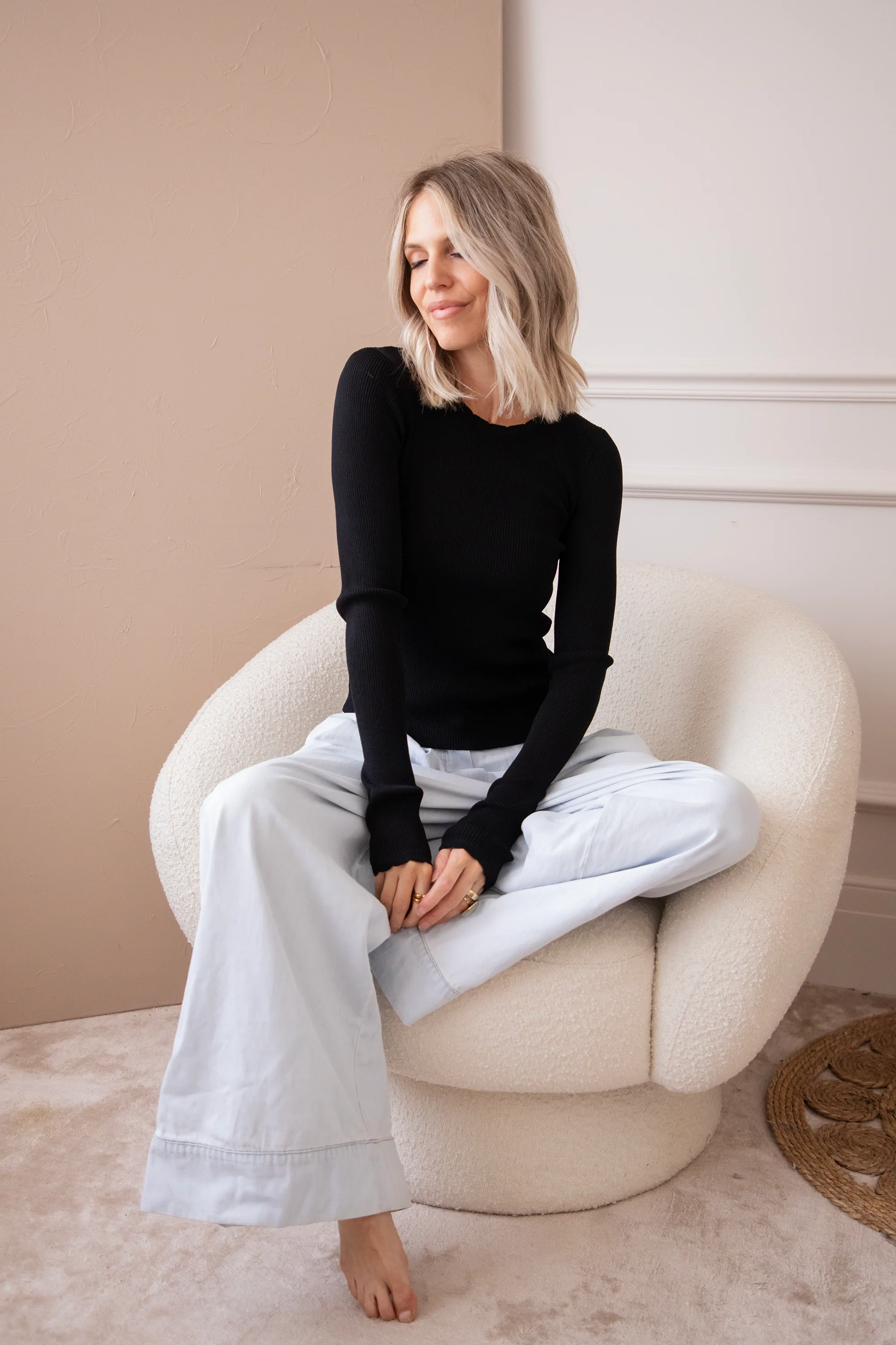 Mira More Black - Longsleeve - Image 5