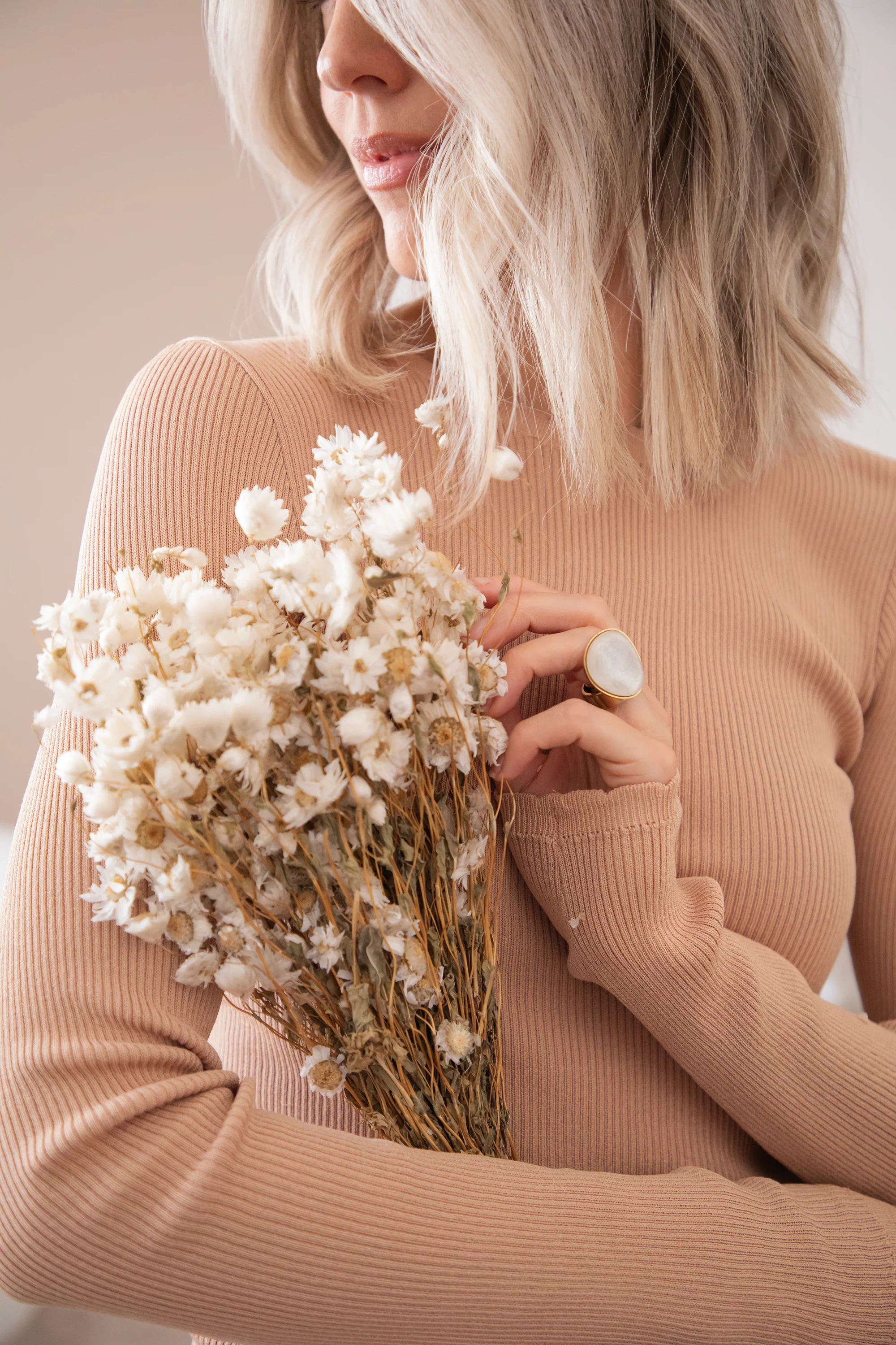 Mira More Camel - Longsleeve - Image 3