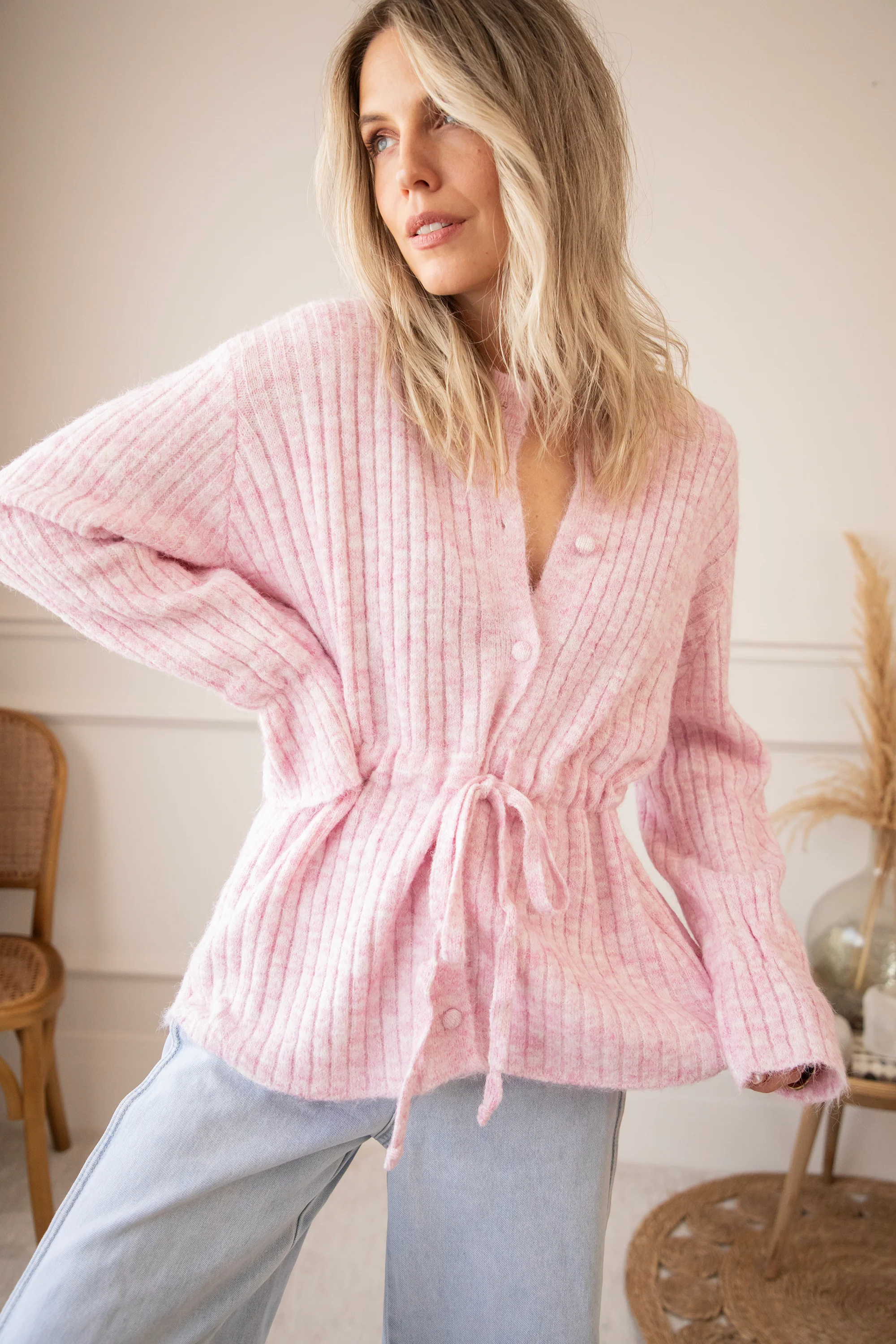 Pull Me Closer Soft Pink - Vest - Image 3