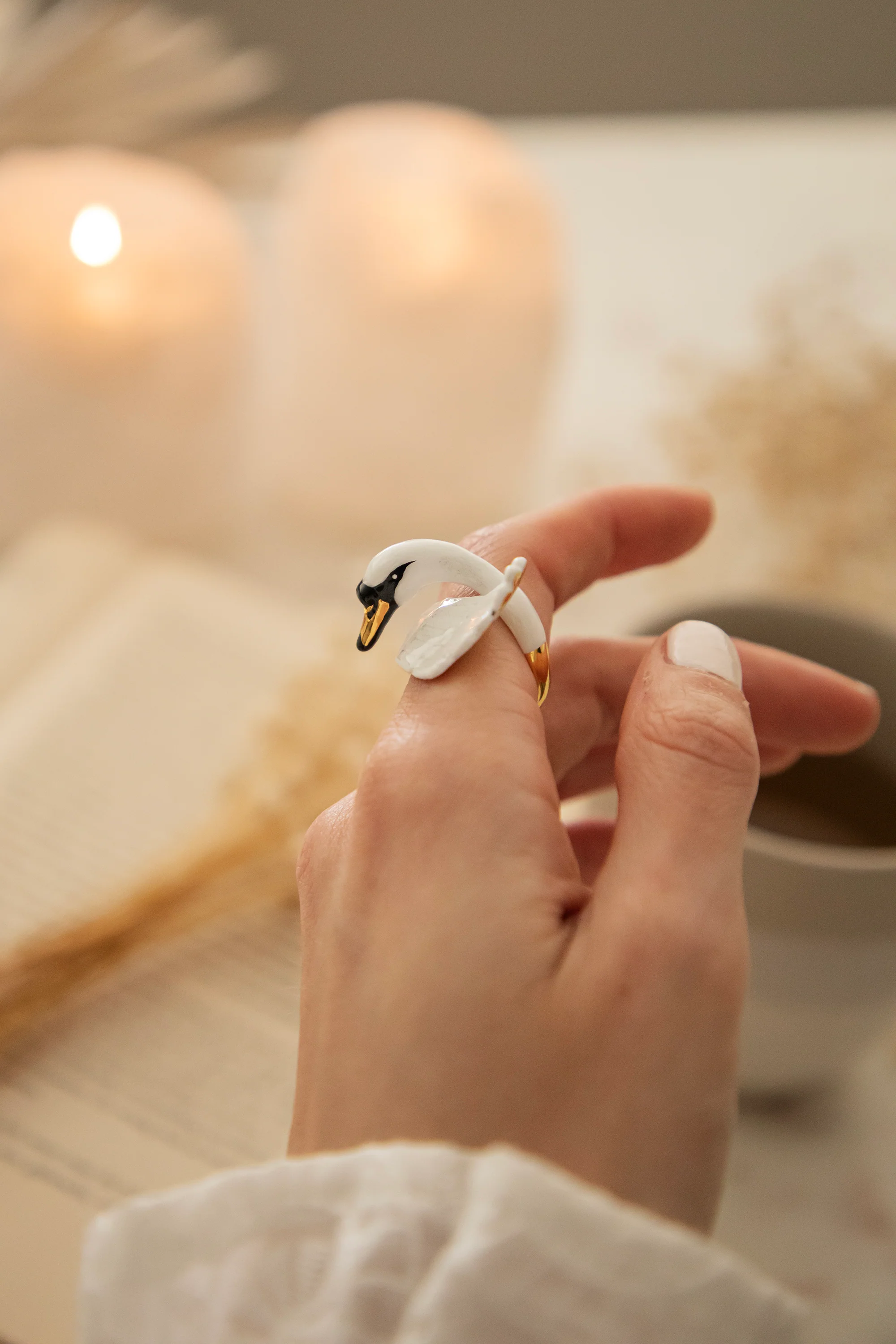 Swan White - Ring - Image 10