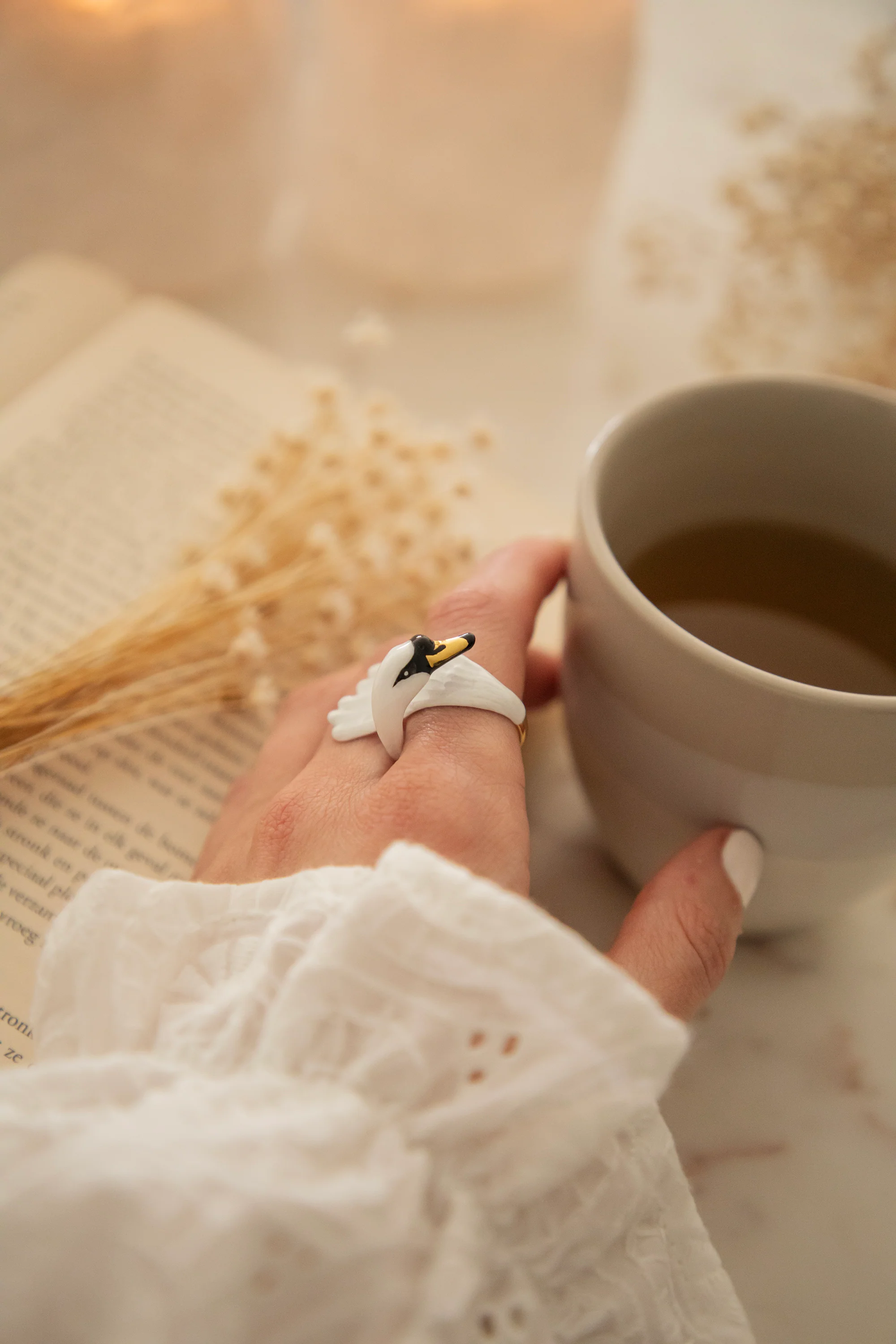 Swan White - Ring - Image 8