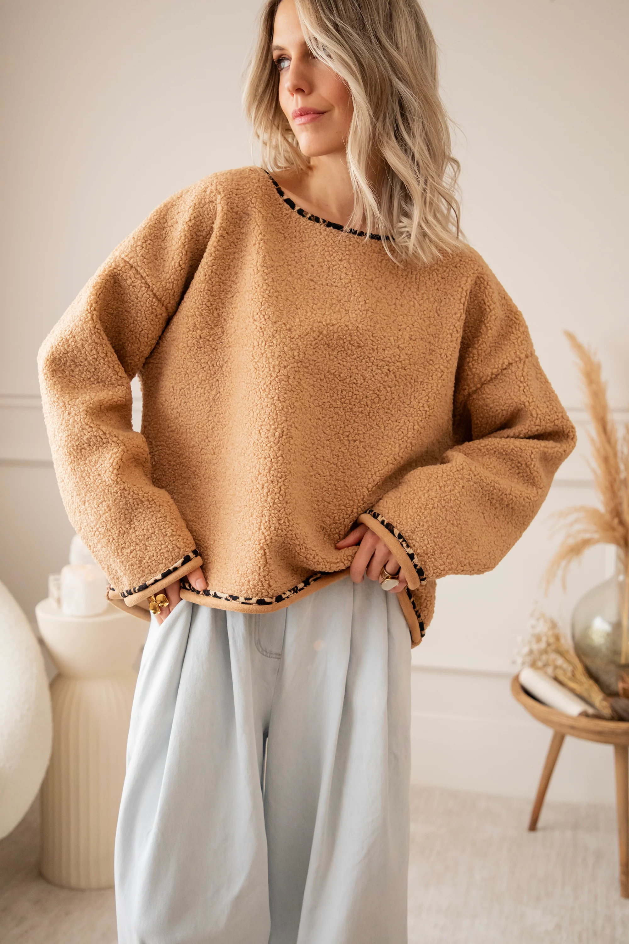 Teddy Leo Camel - Sweater - Image 11