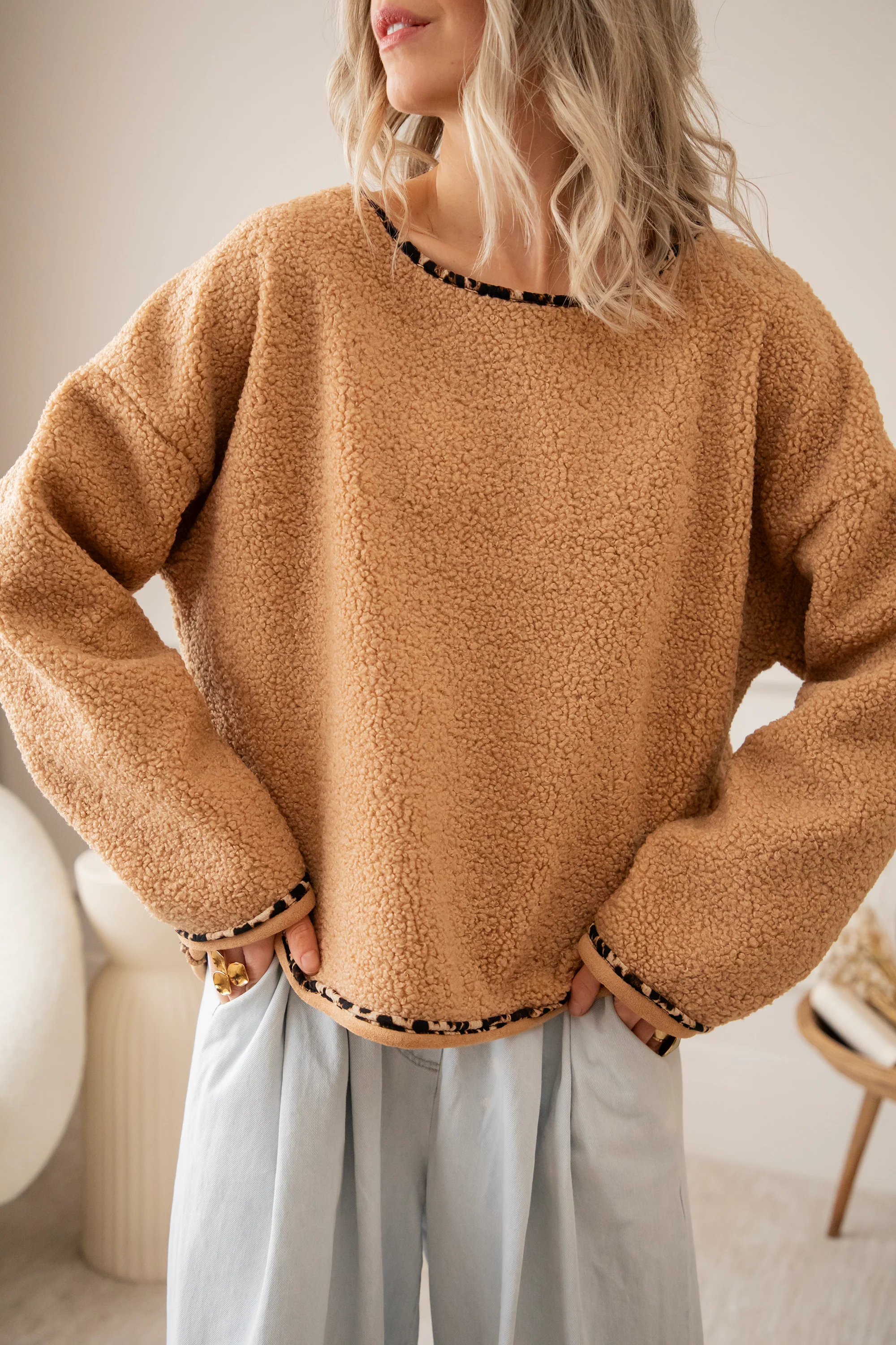 Teddy Leo Camel - Sweater - Image 7