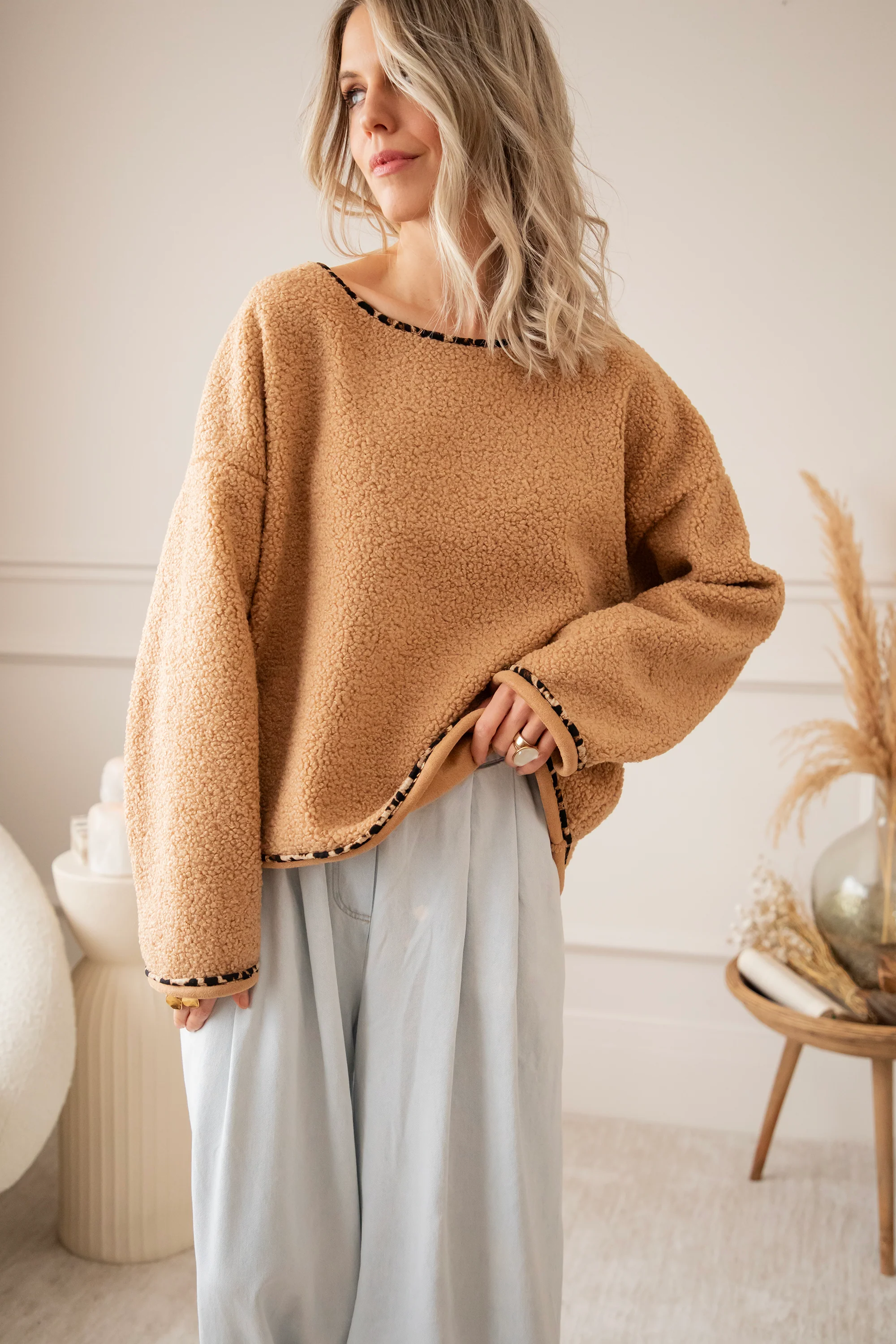 Teddy Leo Camel - Sweater - Image 9