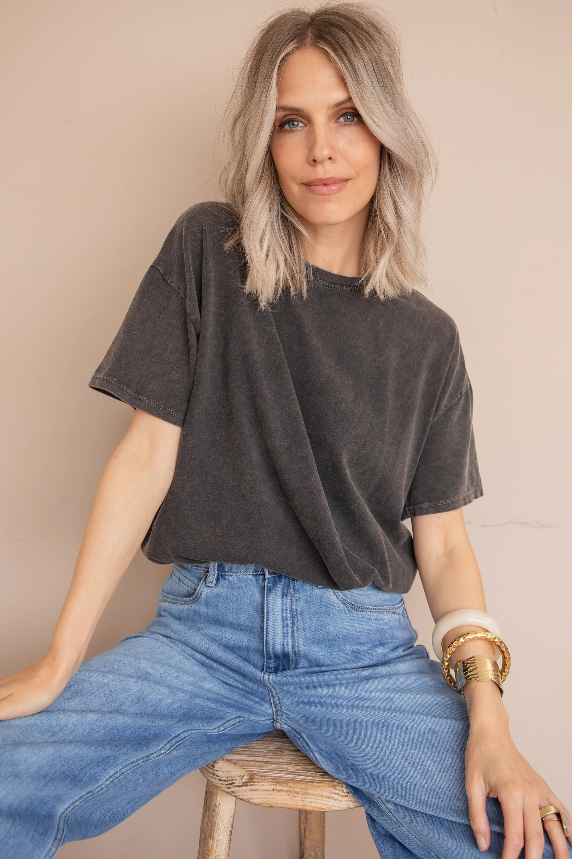 The Base Dark Grey - T-Shirt - Image 4