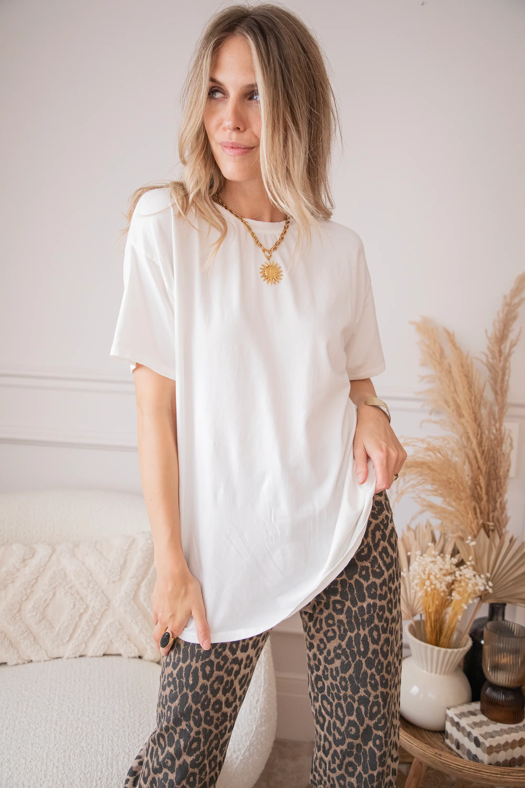 The Base White - T-Shirt - Image 19