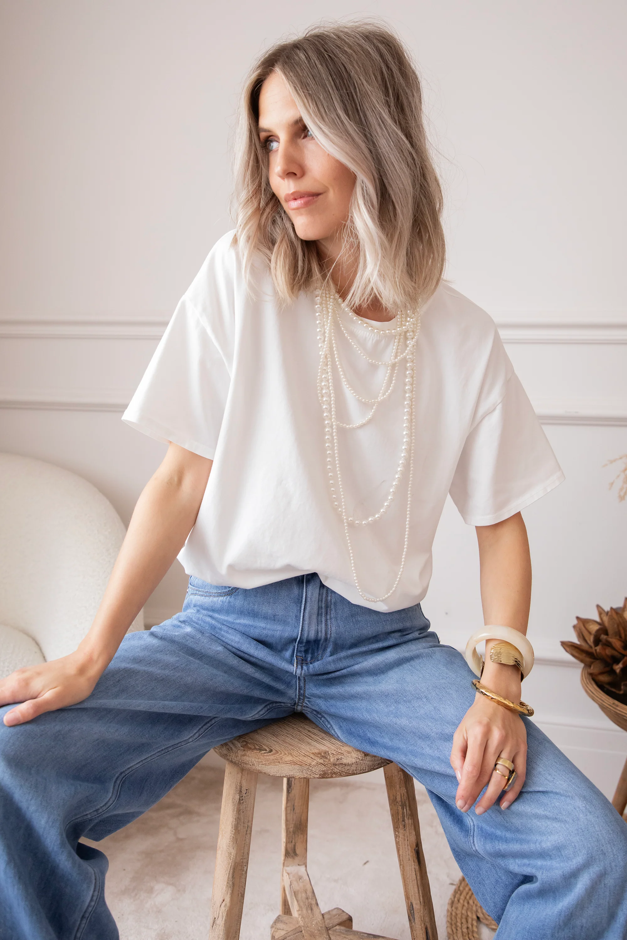 The Base White - T-Shirt - Image 6