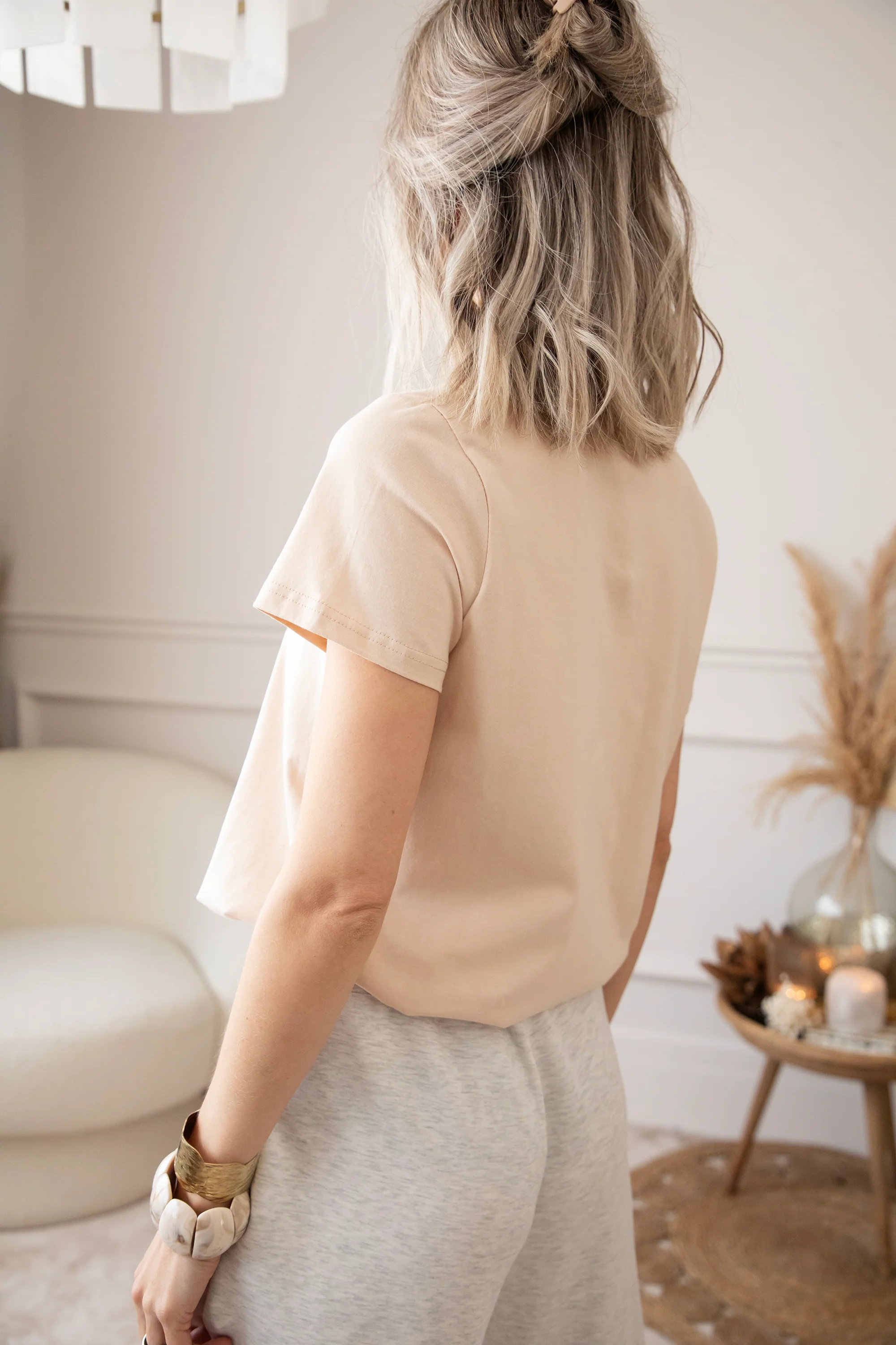 The Golden Eye Cream - T-Shirt - Image 4