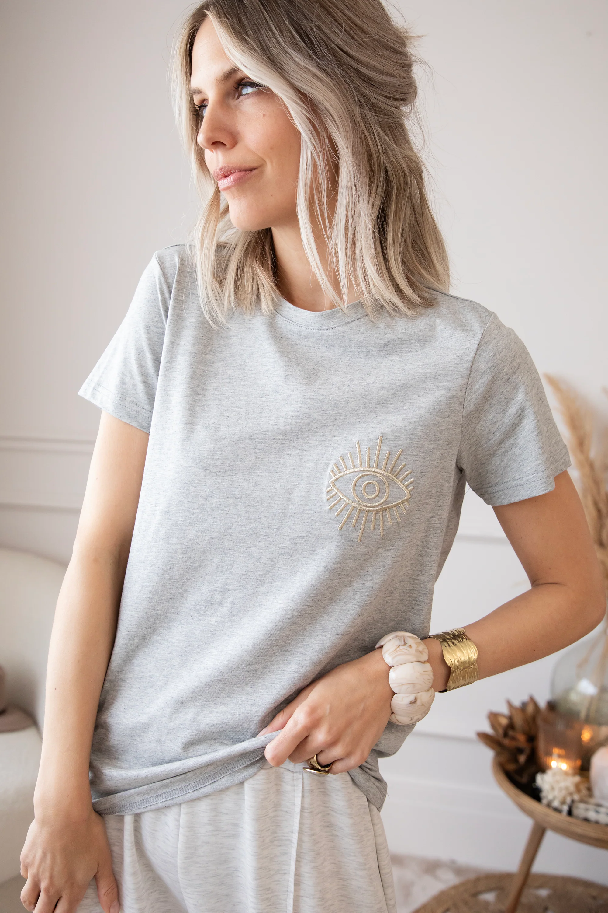 The Golden Eye Grey - T-Shirt - Image 3